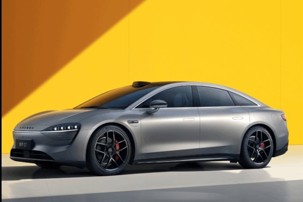 只能加“95号汽油”的电动车：曝智界S7仅支持750V以上快充桩