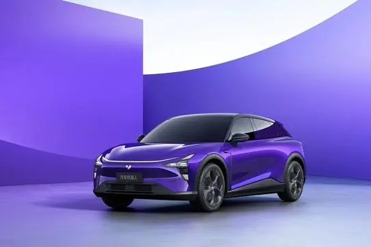 极越汽车正式推送OTA 1.4.0版本 包含超过200项功能升级