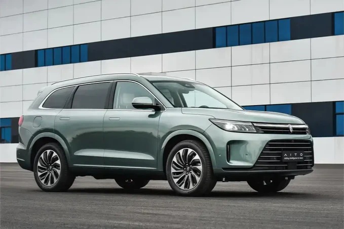 问界M7起售价降2万至22.98万元