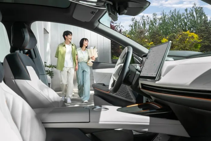 12.99万起,深蓝汽车全系享1万现金优惠