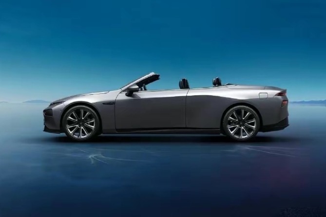 小鹏P7要出敞篷版？官方：系网友P图，非官方行为