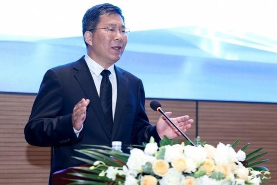 百度智驾总裁王云鹏:将发布手车一体地图产品,帮助 3 亿汽车扔掉手机支架