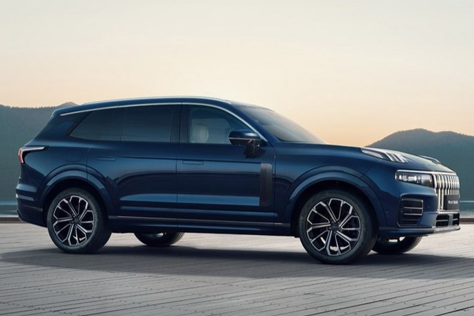 领克09 MHEV七座四驱全球版售26.58万