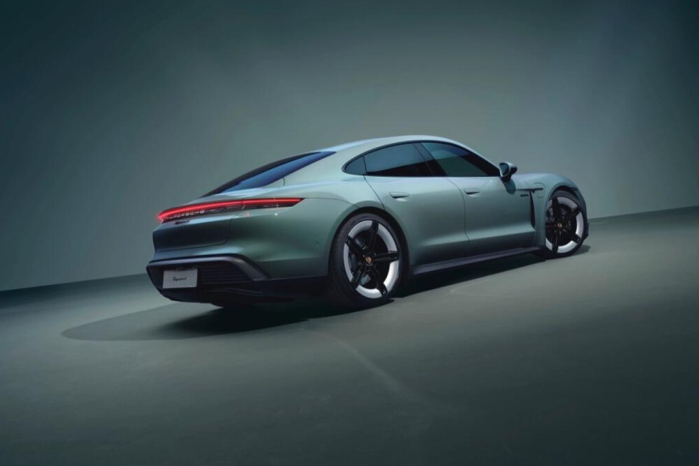 新款保时捷Taycan 4上市 售价103.8万元