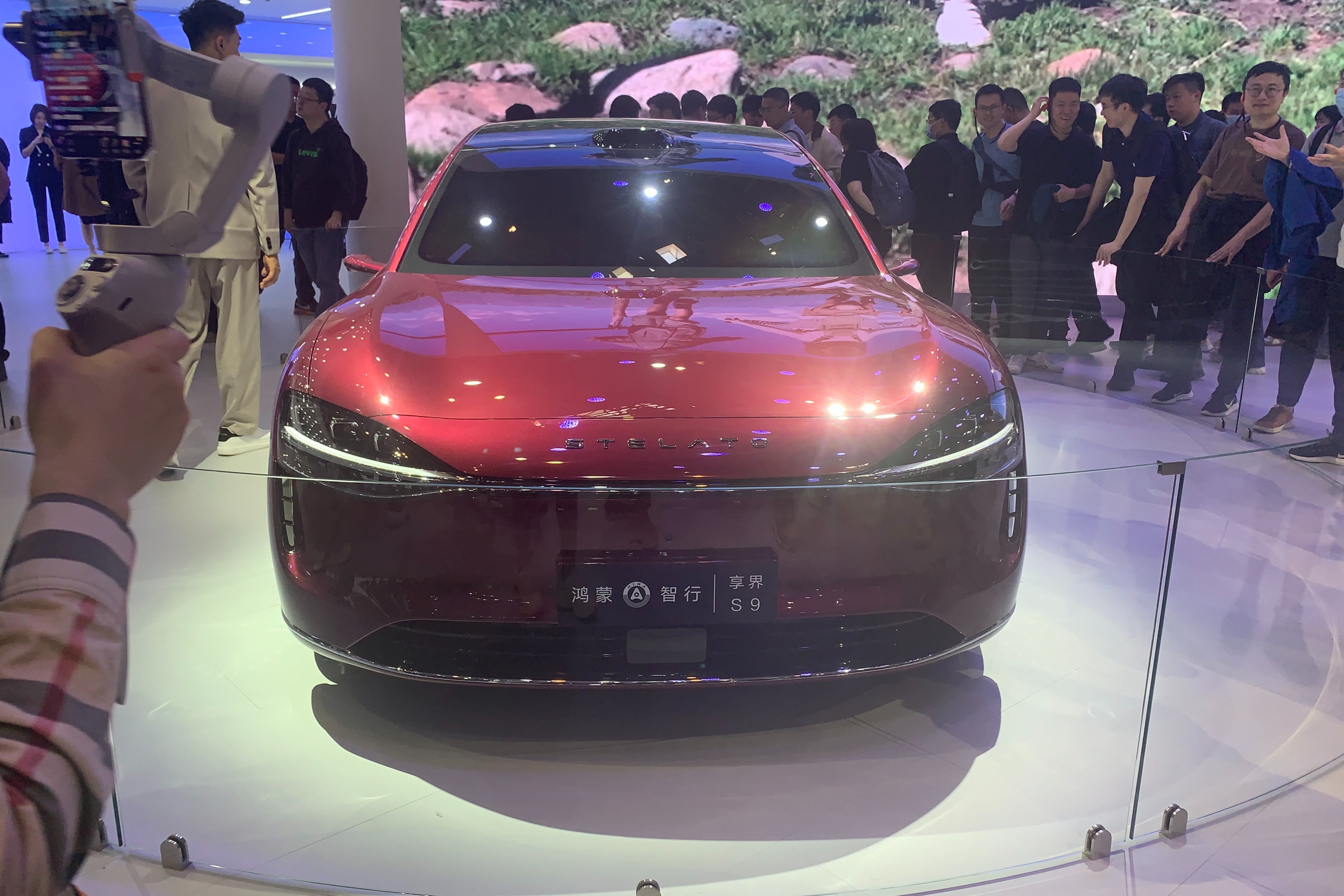 行政级豪华旗舰轿车享界S9首发亮相：或首发ADS 3.0