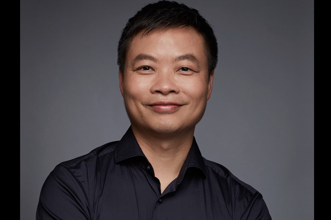 何小鹏欢迎特斯拉FSD进入中国：应该支持百花齐放