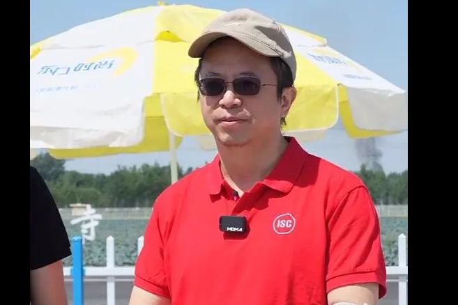 周鸿祎换车计划变为换飞行汽车？本人回应：瞎扯！肯定先解决车的问题