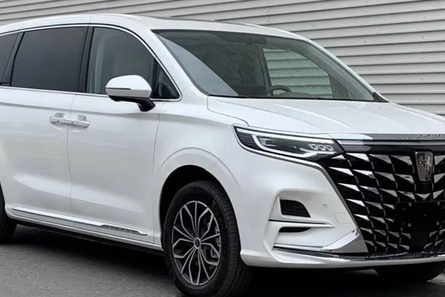 荣威 iMAX8 DMH 将于四季度上市：1.5T 插混 MPV，已完成申报