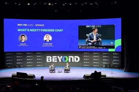 宁德时代曾毓群：过去10年投100亿美元搞研发，但人们尚未探索到电池更多功能