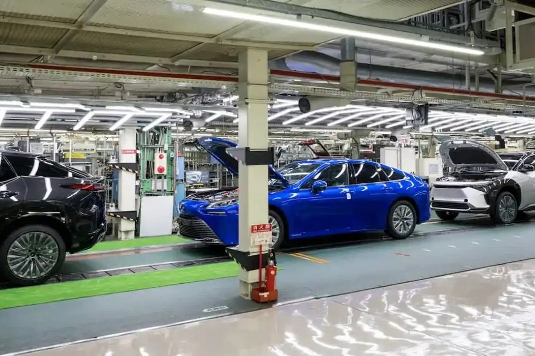 丰田痛定思痛，2 年“修内功”后要在电动汽车领域奋起直追