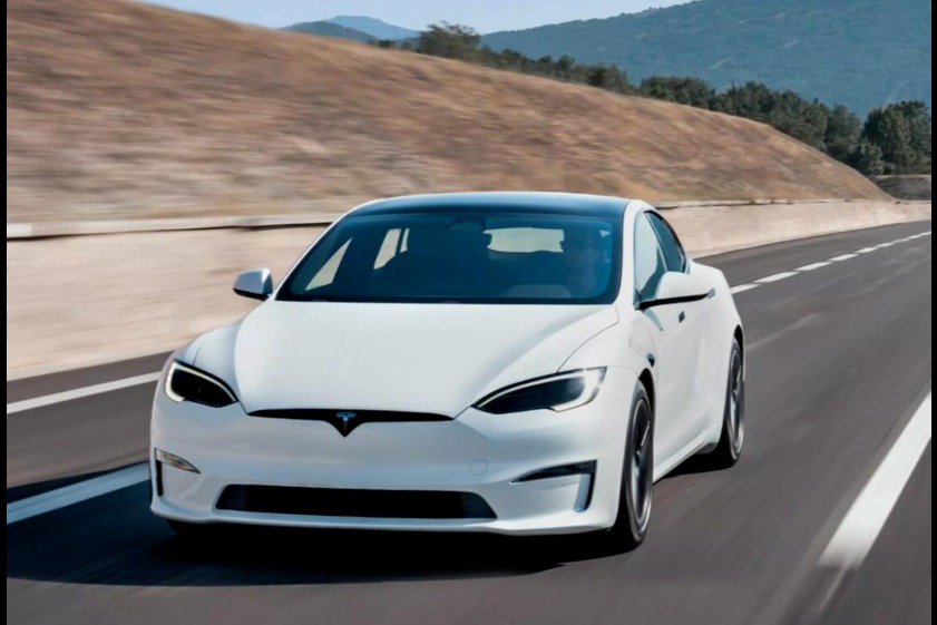 代码暗示,特斯拉可通过软件限制 Model 3 / Y 的性能