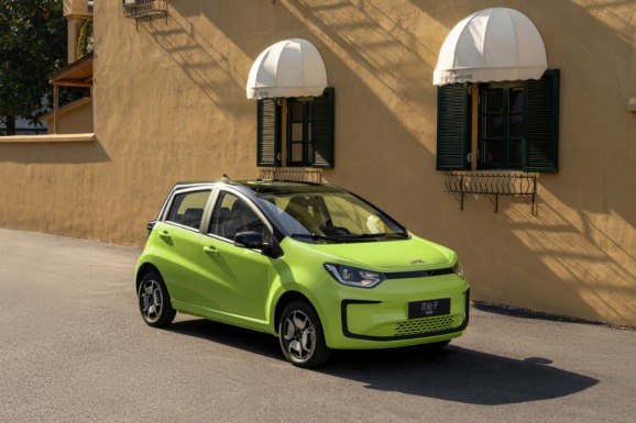 全球挚爱全球车!花仙子挚爱版正式上市,5.99万元起