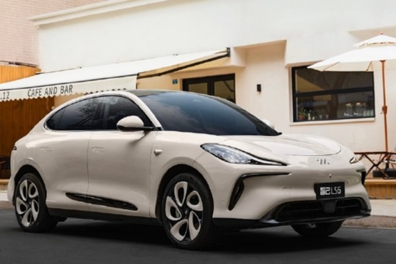 智己LS6推出“0首付0利息同享”金融政策 日供低至128元