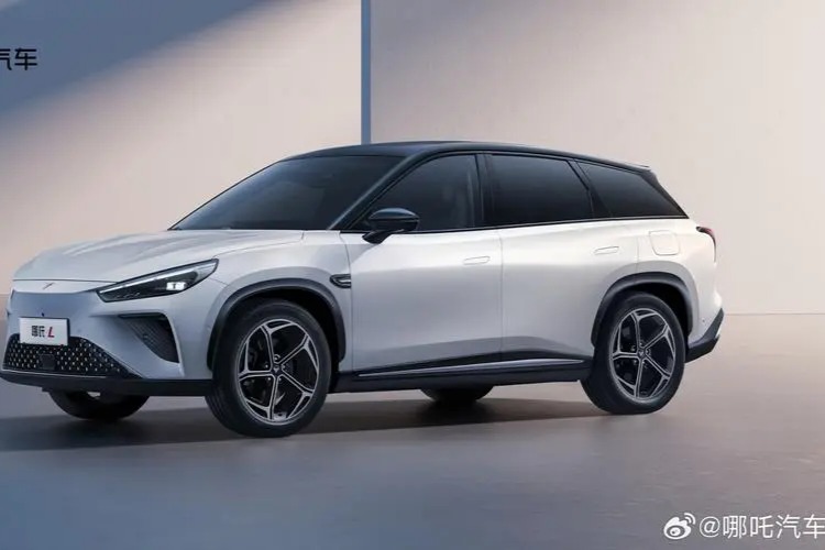 哪吒汽车:1~5 月蝉联新势力车企出海销量第一,累计出口 3.5 万辆