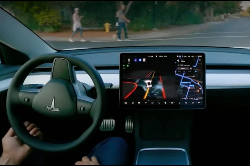 马斯克再放豪言：特斯拉明年将实现“无人监督”的自动驾驶