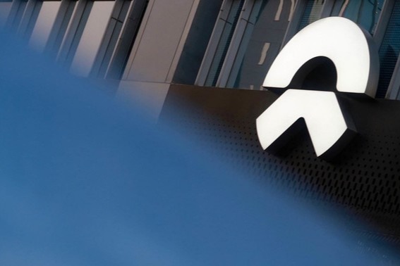 蔚来高管喊话李想“收手吧”：周榜对企业正常经营有干扰