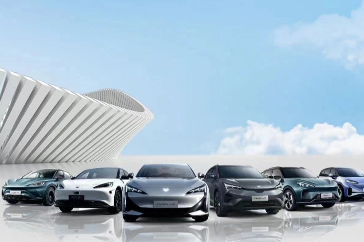 极狐汽车 7 月销售 8017 辆，同比增长 329%