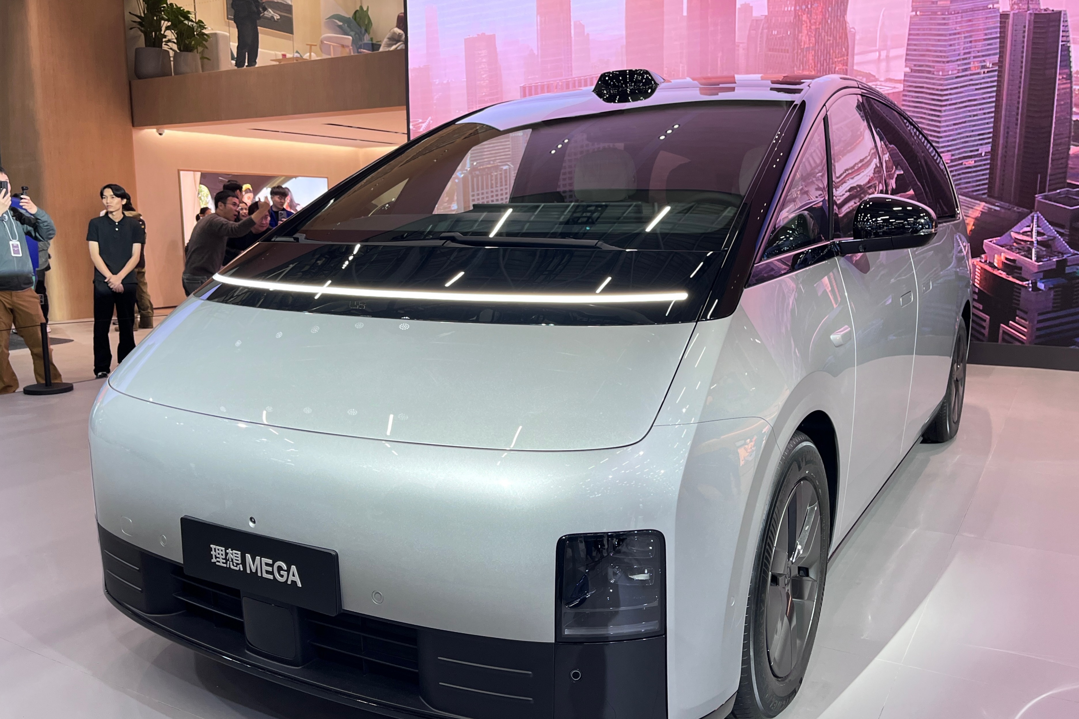 理想汽车公布2024年第二季度财报 营收317亿元/同比增长10.6%