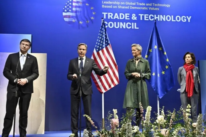 欧盟正在考虑跟随美国，审查中国传统芯片的风险