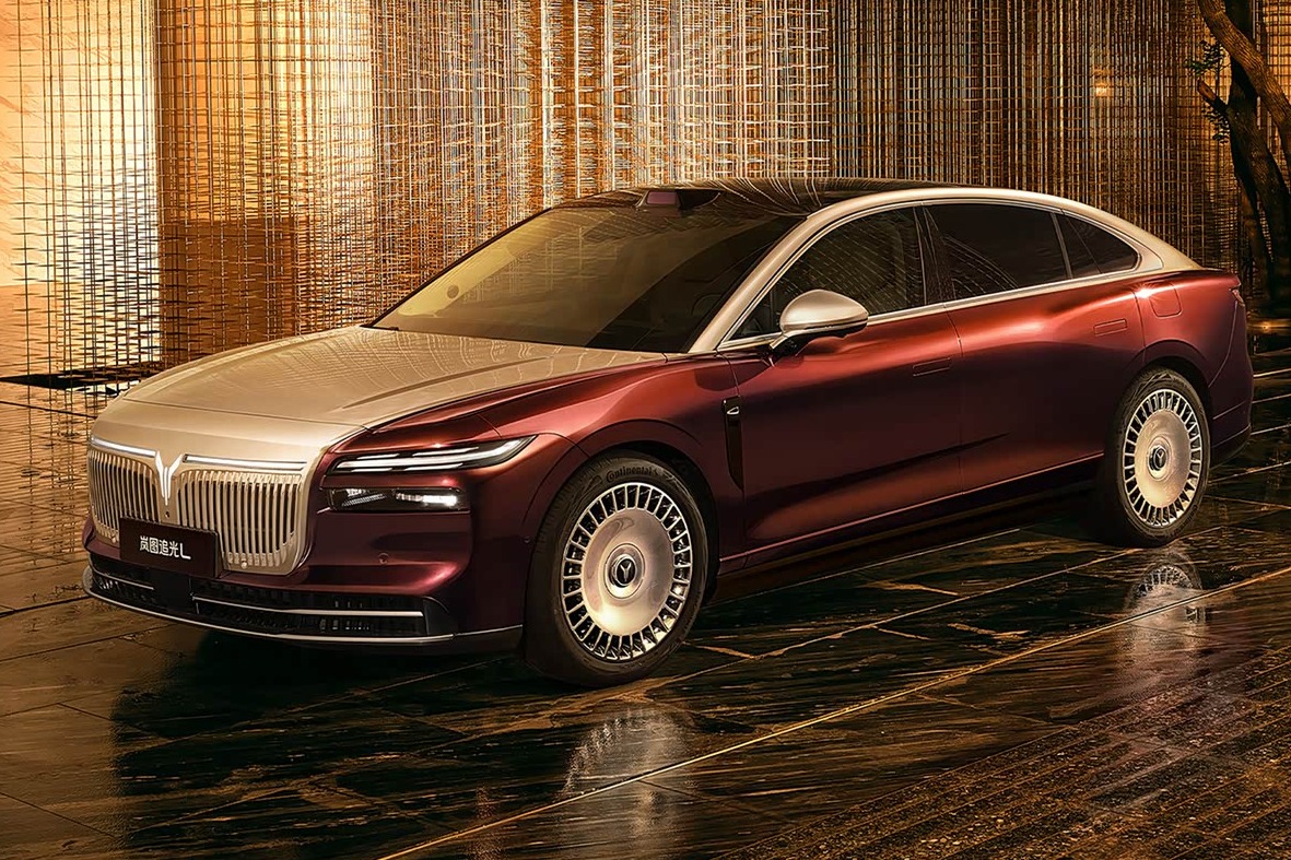 华系首款800V插混，纯电续航410km，岚图追光L会火吗？