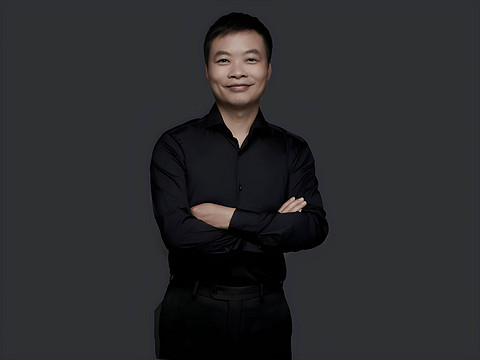 1769391524276961.jpg 4何小鹏.jpg