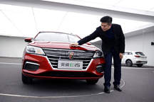 全球首款電動“瓦罐”，榮威Ei5深耕“藍?！笨袋c足