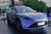 地表最强自动驾驶！极狐阿尔法S 25.19万起售