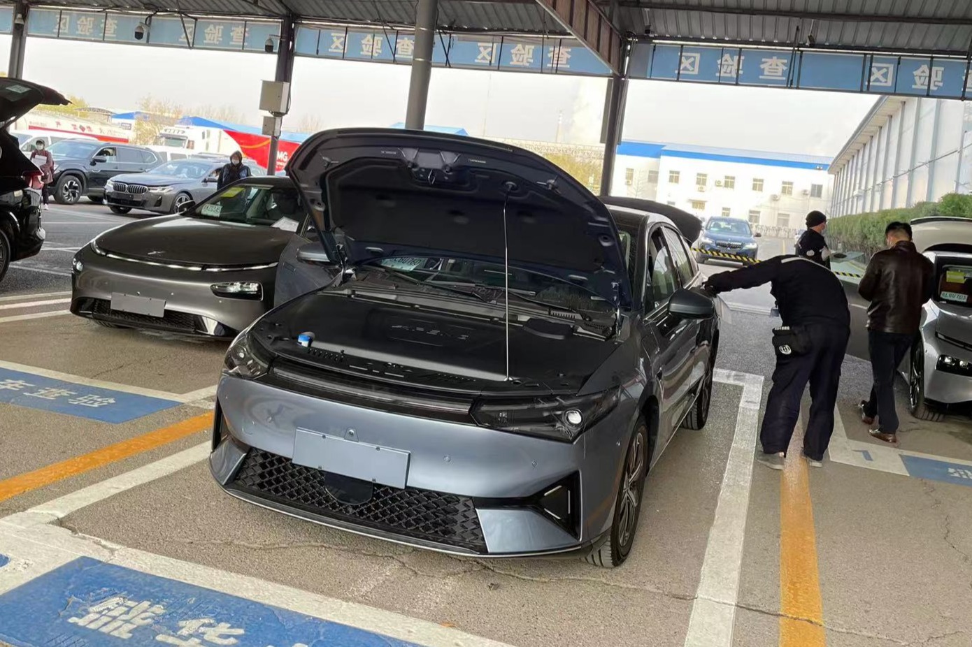 小鵬P5-550E 北京車主提車作業(yè)