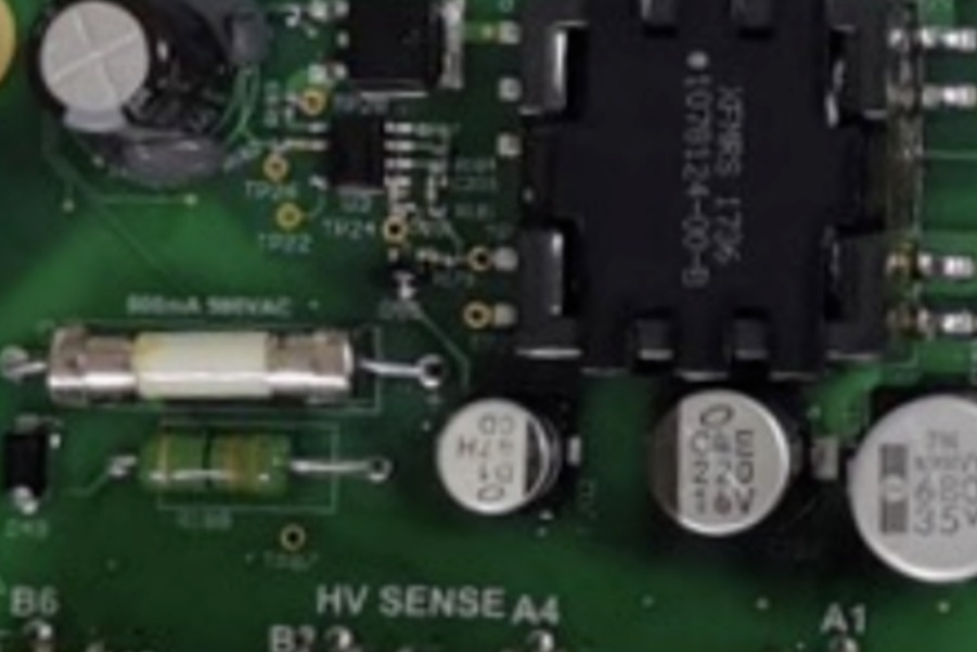 展望下一代整車配電電源設(shè)計