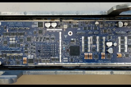 特斯拉Model S Plaid里面的一些創(chuàng)新探索