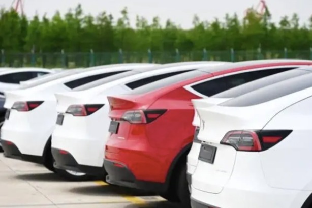 2022年特斯拉全球召回了多少車？