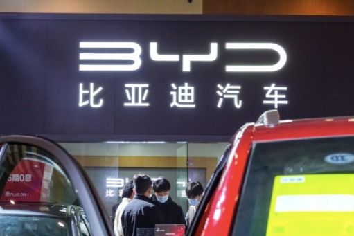 比亚迪12月新能源汽车销量34.1万辆