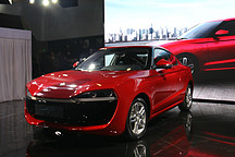 零跑S01电动轿跑首次亮相 朱江明讲述造车进展