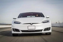 視頻丨減重254公斤的改裝版Model S 快到讓你懷疑人生