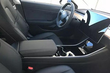特斯拉Model 3交付倒計時，電動座椅視頻曝光