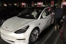 小白來襲！特斯拉Model 3白色內飾版首曝光