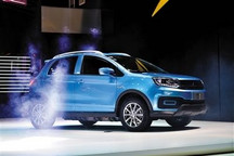 續航330km   云度π1純電動SUV正式下線
