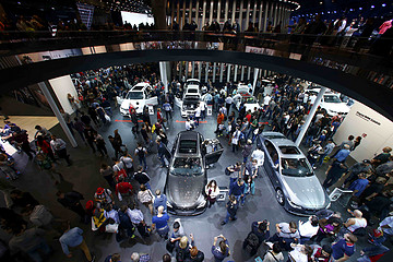 墙外开花墙内香，自主品牌出击国际车展为哪般？