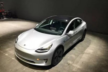 驚！全球首臺二手特斯拉Model 3售價15萬美元！