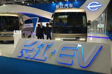 别人研发电动车的时候，长江汽车在布局氢能源