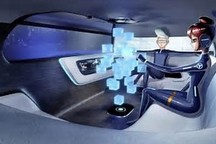科技公司還是車企，誰能領先自動駕駛？