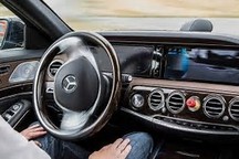 無(wú)人駕駛兵臨城下：汽車(chē)駕照真的該淘汰了嗎？