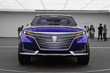 加碼純電動(dòng)？榮威Vision-E或拿9.1萬補(bǔ)貼