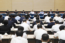 李克強(qiáng)：盡快修訂完成外商投資負(fù)面清單