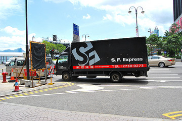 顺丰速运:年前再投入10000辆新能源物流车