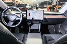 特斯拉Model 3，重新定義汽車內(nèi)飾