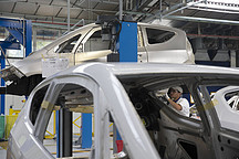 新能源汽车技术路径之争：谁代表未来？