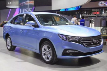 补贴前17.38万元起 奔腾B30EV将助一汽“腾飞”？