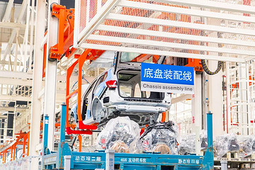 新生代车企汉腾到底藏了多少秘密？