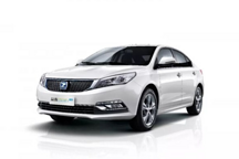綜合續航330公里 眾泰Z500EV Pro官圖